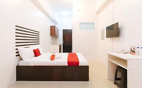 Reddoorz @ Jardin Lrt Tayuman Manila